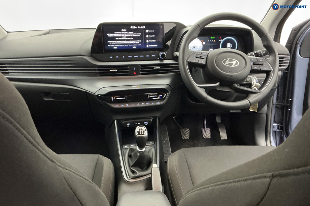 Hyundai I20 Premium Manual Petrol Hatchback - Stock Number (1594150) - 12th supplementary image