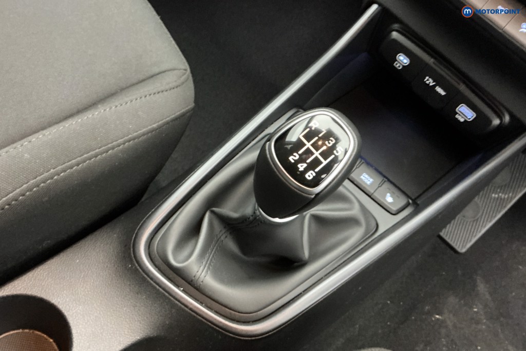 Hyundai I20 Premium Manual Petrol Hatchback - Stock Number (1594150) - 15th supplementary image
