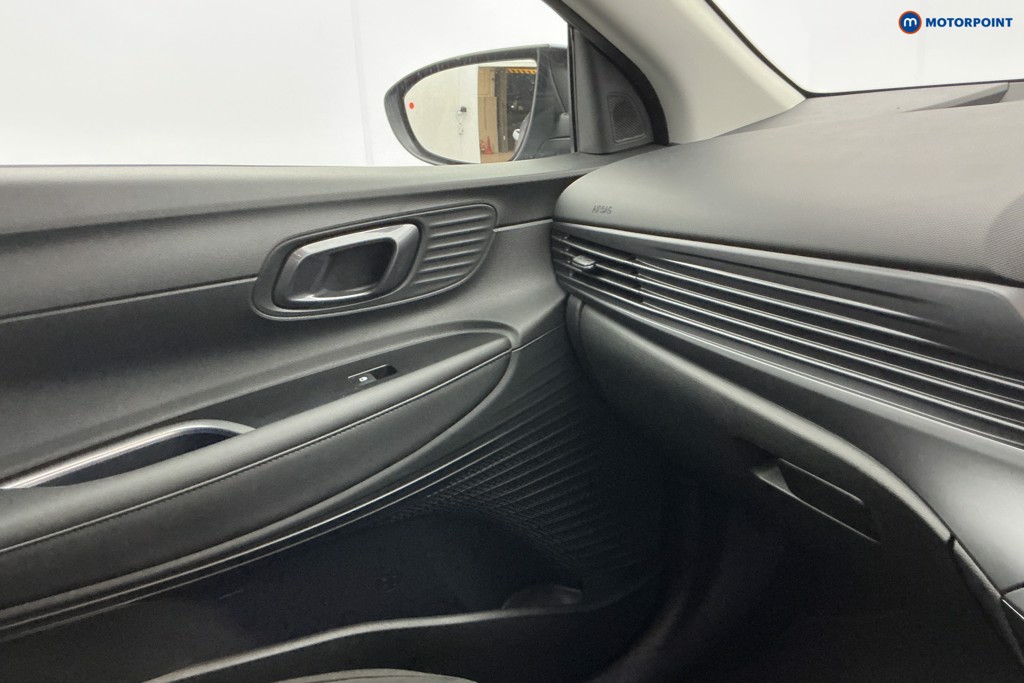 Hyundai I20 Premium Manual Petrol Hatchback - Stock Number (1594150) - 18th supplementary image