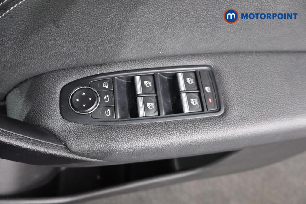 Renault Captur Techno Manual Petrol SUV - Stock Number (1595582) - 12th supplementary image