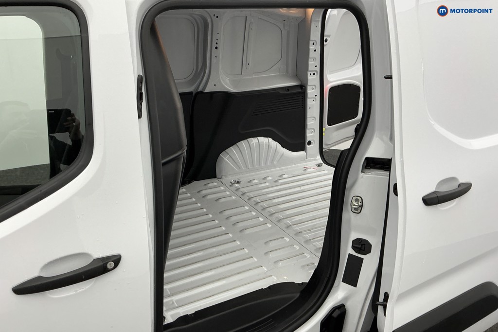 Peugeot Partner Professional Manual Diesel Panel Van - Stock Number (1595859) - 5th supplementary image