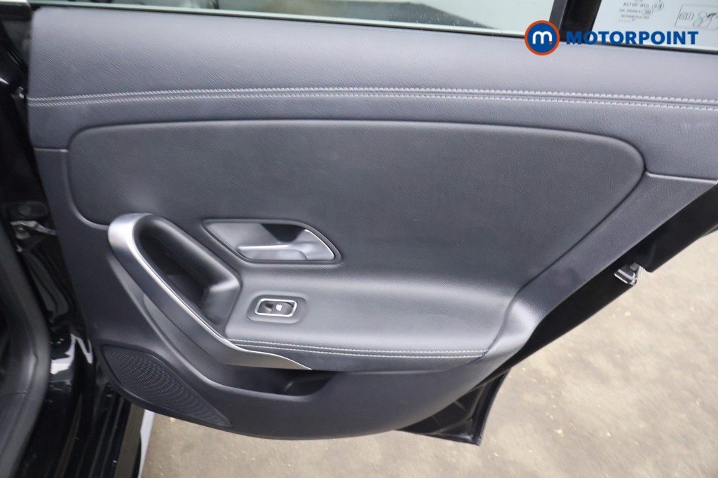 Mercedes-Benz CLA Amg Line Automatic Petrol Estate - Stock Number (1596825) - 19th supplementary image