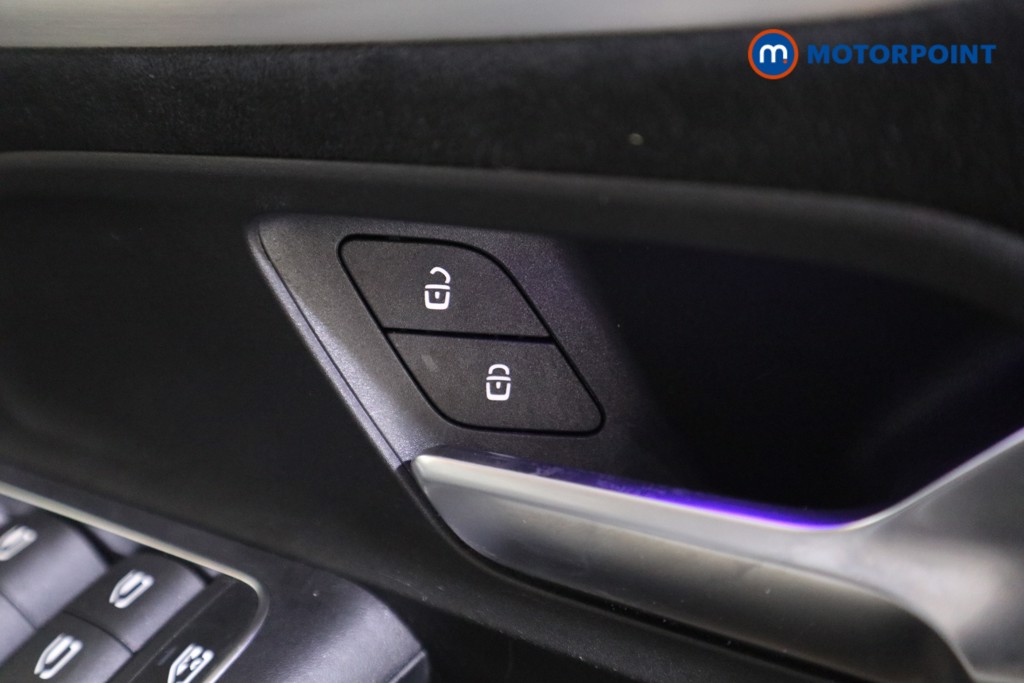 Mercedes-Benz B Class Amg Line Automatic Petrol Hatchback - Stock Number (1597243) - 12th supplementary image