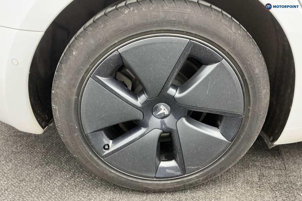Tesla Model 3 Long Range Automatic Electric Saloon - Stock Number (1597602) - 31st supplementary image