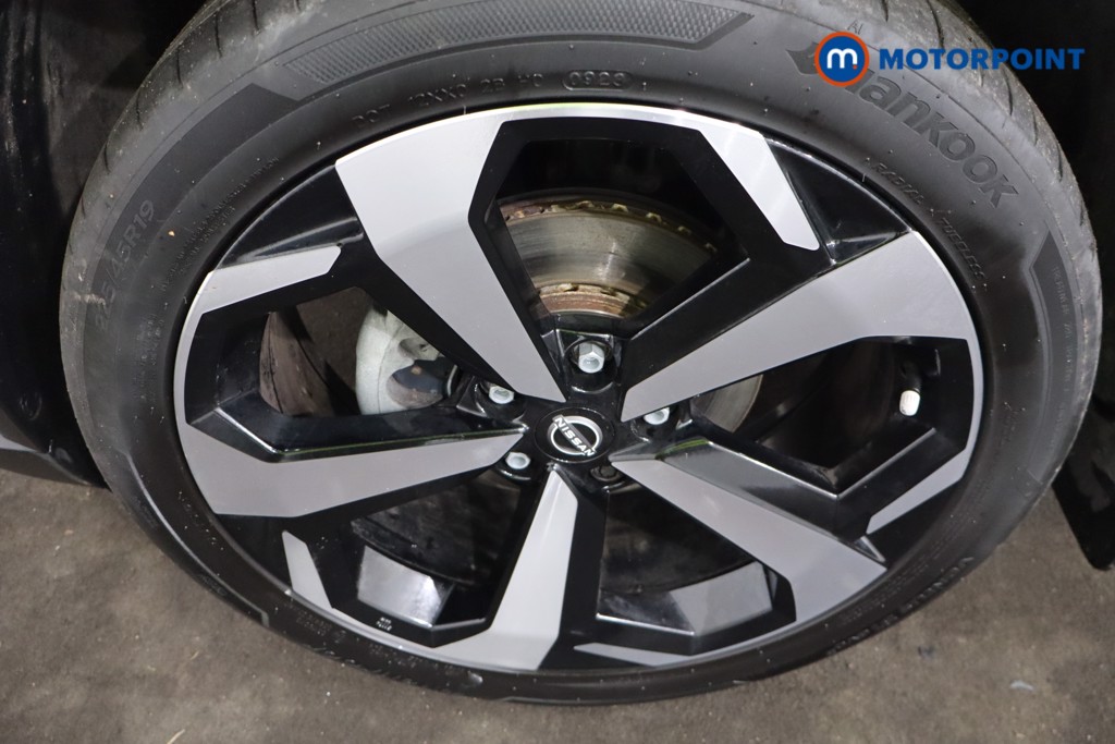 Nissan Juke Tekna Automatic Petrol-Electric Hybrid SUV - Stock Number (1597706) - 11th supplementary image