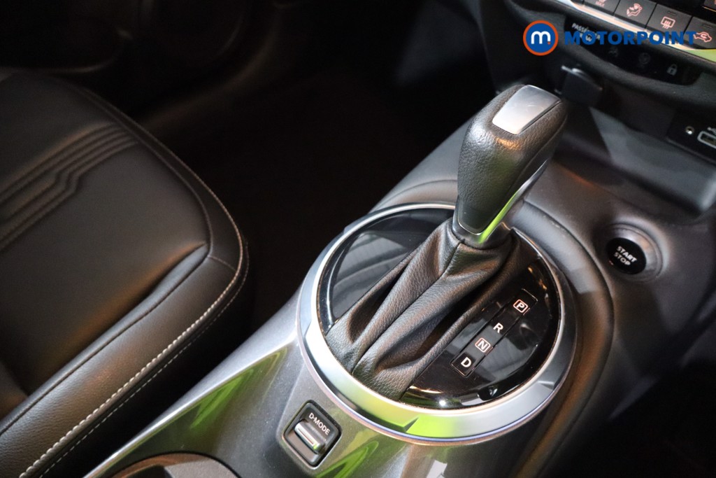 Nissan Juke Tekna Automatic Petrol-Electric Hybrid SUV - Stock Number (1597706) - 15th supplementary image