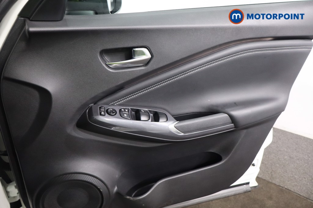 Nissan Juke Tekna Automatic Petrol-Electric Hybrid SUV - Stock Number (1597706) - 21st supplementary image