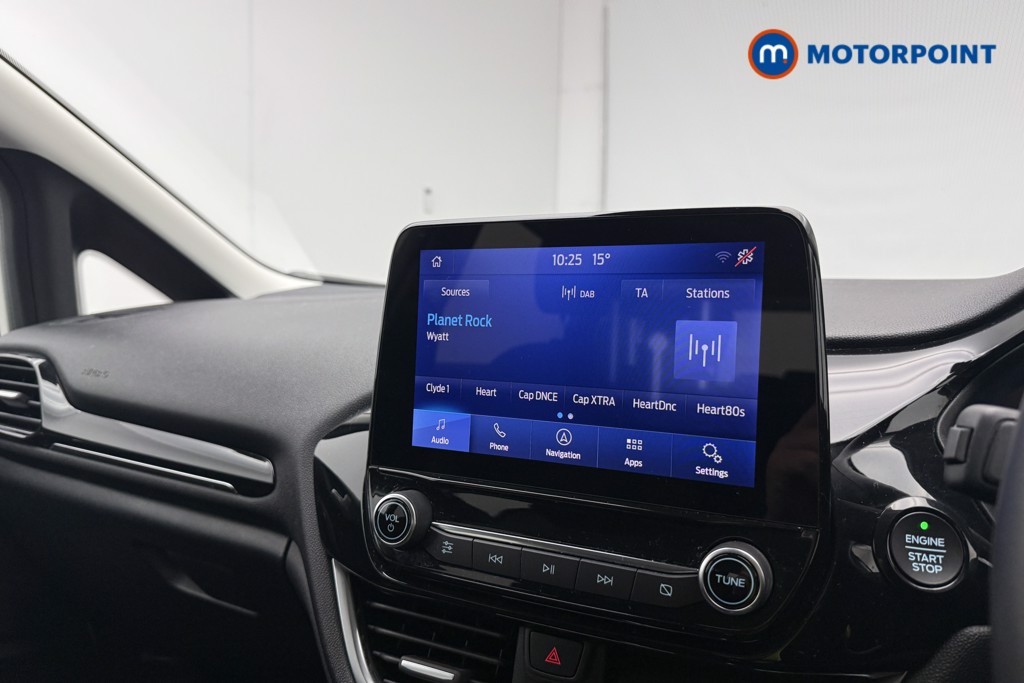 Ford Fiesta Titanium Manual Petrol Hatchback - Stock Number (1597987) - 11th supplementary image