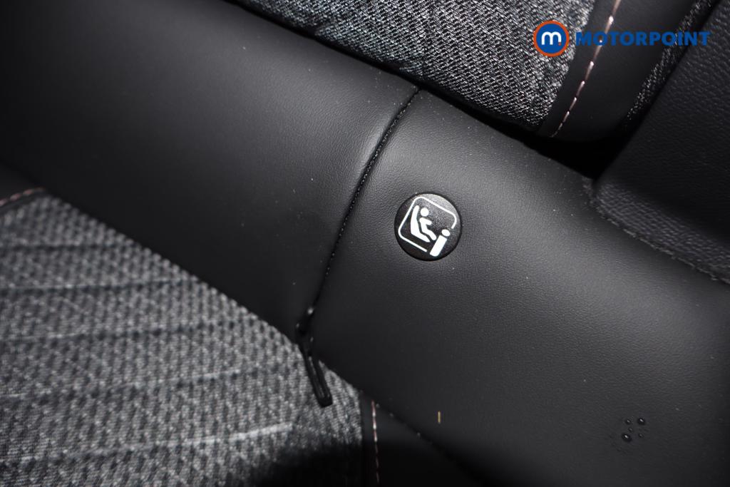 Peugeot 2008 Allure Manual Petrol SUV - Stock Number (1598287) - 15th supplementary image