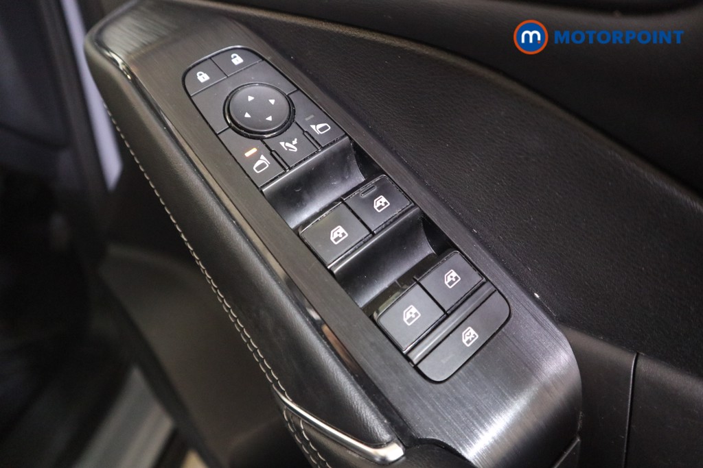 Nissan Qashqai N-Connecta Manual Petrol SUV - Stock Number (1598626) - 12th supplementary image