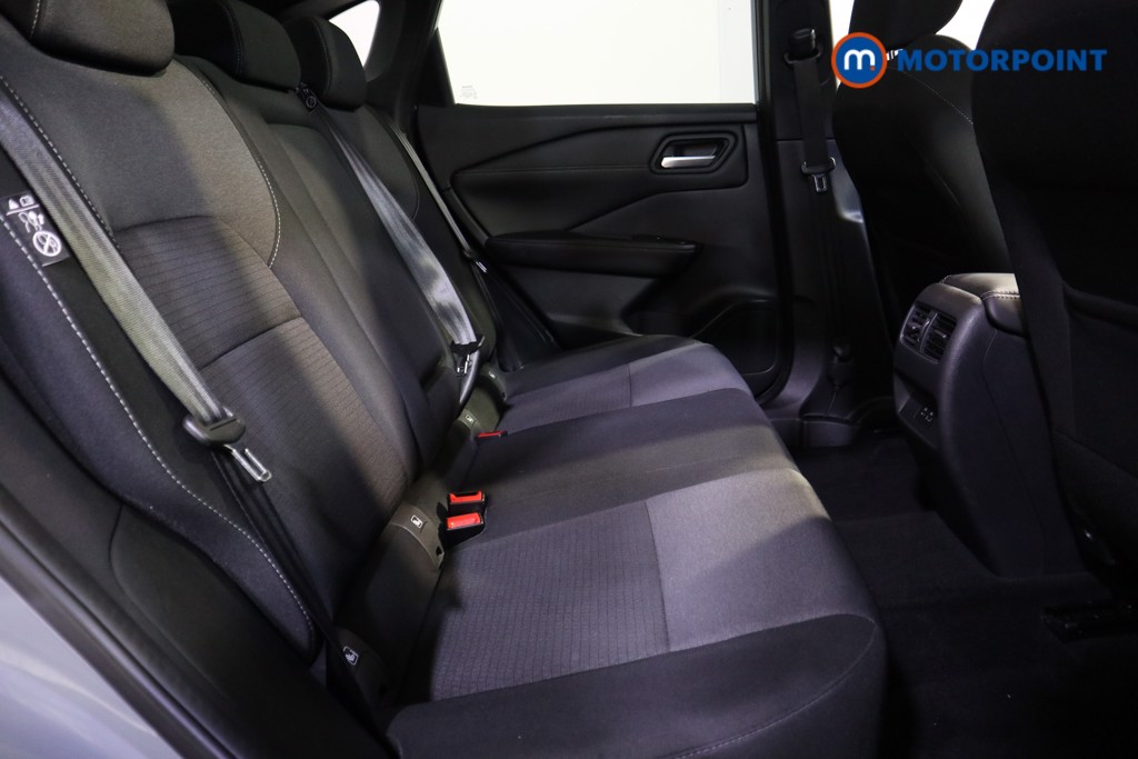 Nissan Qashqai N-Connecta Manual Petrol SUV - Stock Number (1598626) - 14th supplementary image