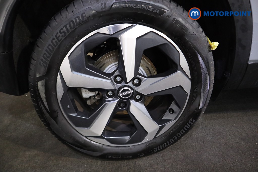 Nissan Qashqai N-Connecta Manual Petrol SUV - Stock Number (1598626) - 19th supplementary image