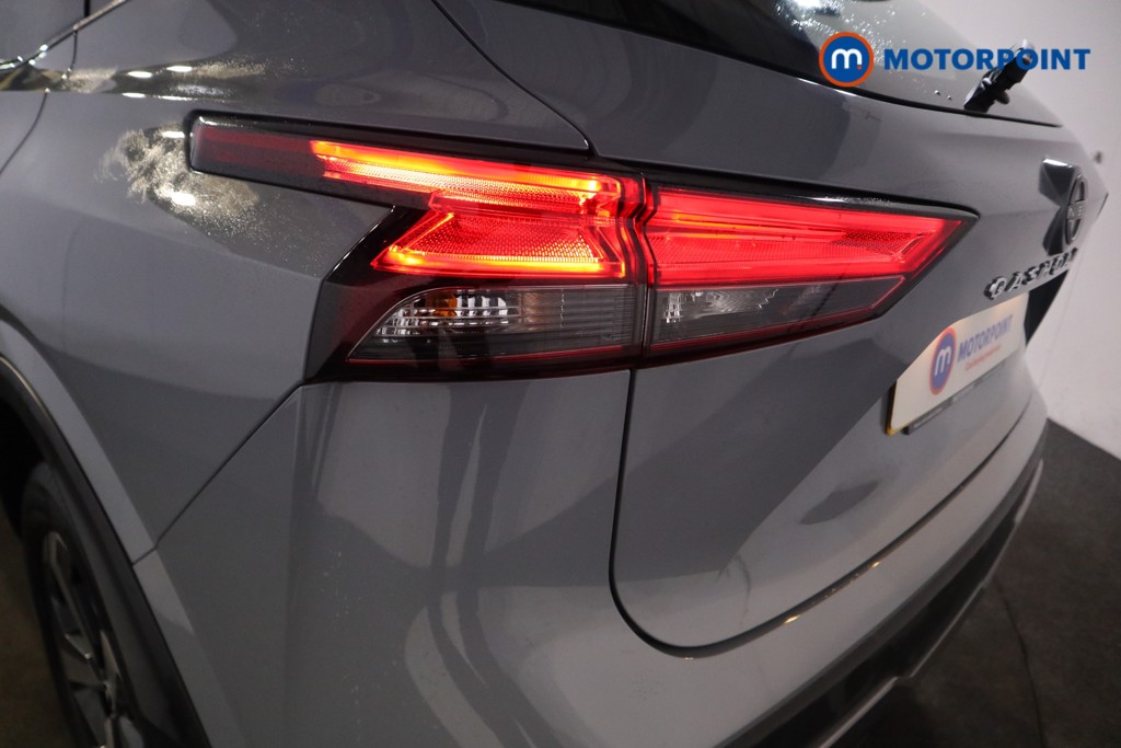 Nissan Qashqai N-Connecta Manual Petrol SUV - Stock Number (1598626) - 25th supplementary image