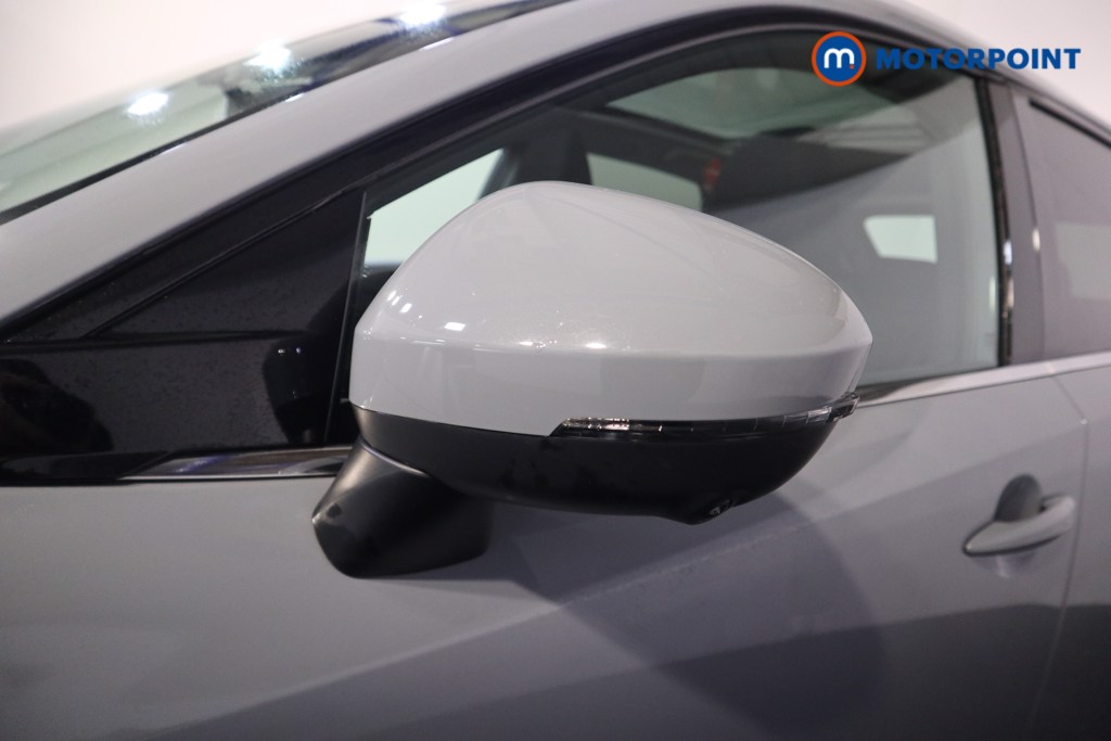 Nissan Qashqai N-Connecta Manual Petrol SUV - Stock Number (1598626) - 30th supplementary image