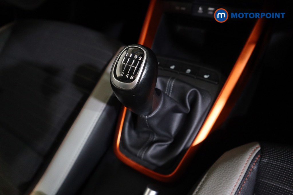 KIA Stonic First Edition Manual Diesel SUV - Stock Number (1599079) - 11th supplementary image