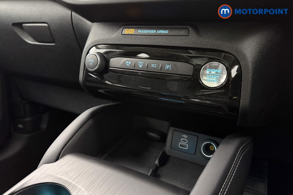 Ford Kuga Active Automatic Petrol Plug-In Hybrid SUV - Stock Number (1599333) - 14th supplementary image