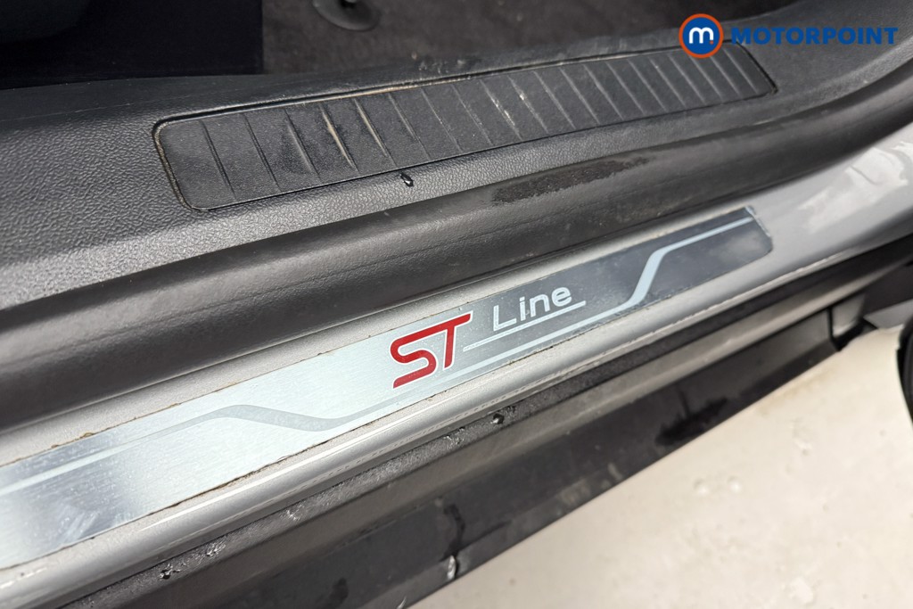 Ford Kuga St-Line Automatic Petrol-Electric Hybrid SUV - Stock Number (1599378) - 19th supplementary image