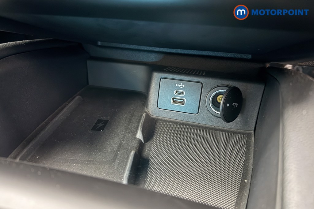 Ford Focus Active X Automatic Petrol Hatchback - Stock Number (1599379) - 14th supplementary image