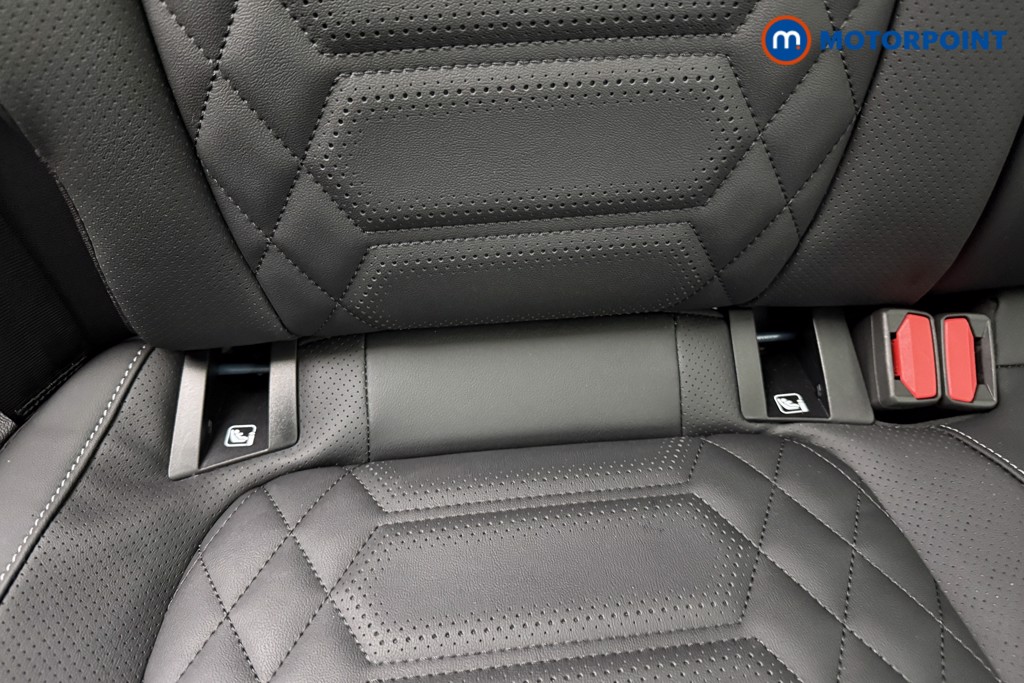 Ford Focus Active X Automatic Petrol Estate - Stock Number (1599398) - 25th supplementary image