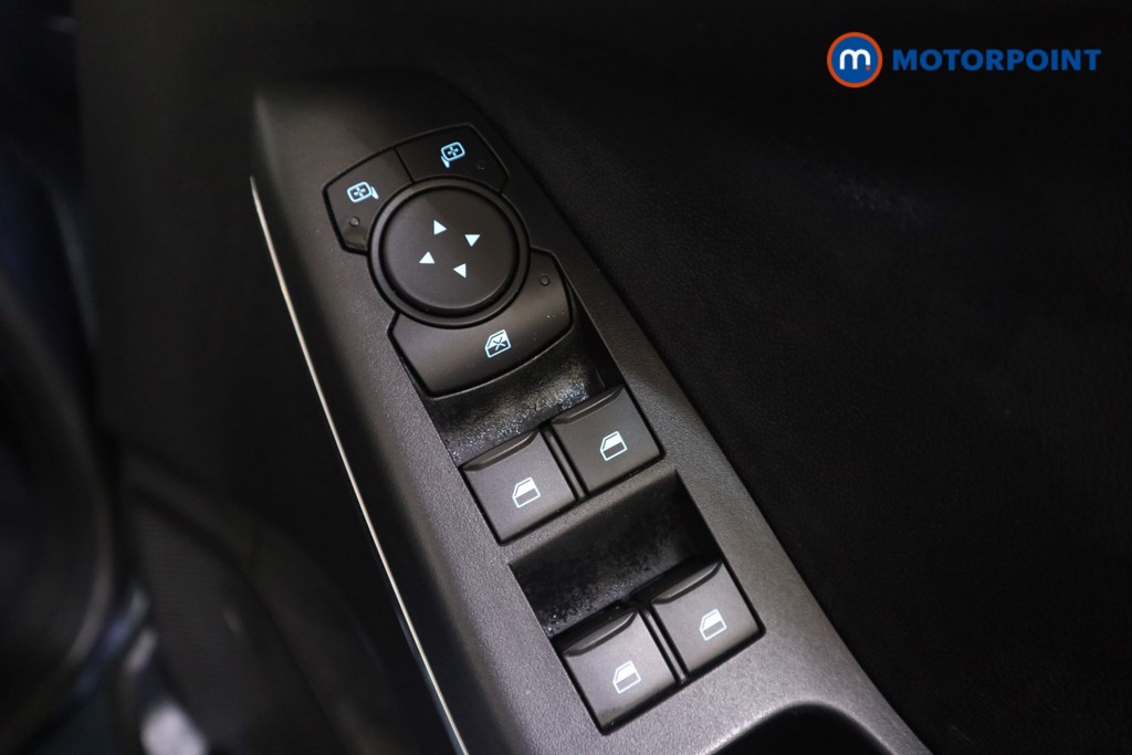 Ford Fiesta Titanium X Manual Petrol Hatchback - Stock Number (1599451) - 13th supplementary image