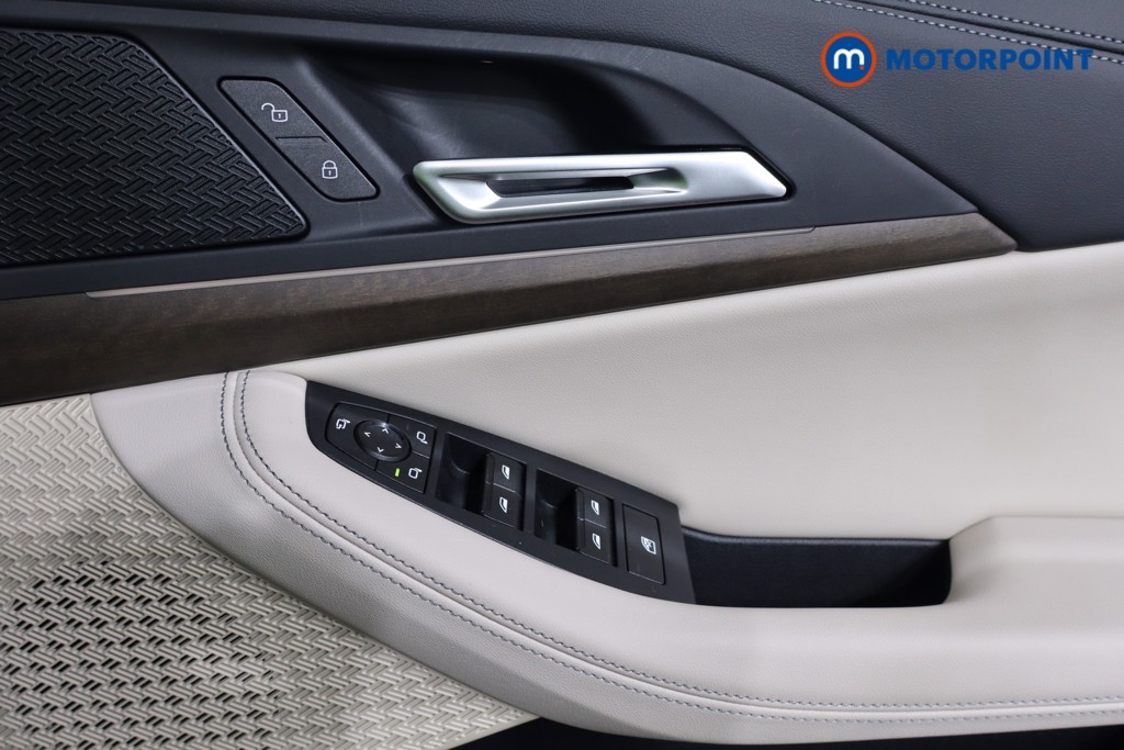 BMW 2 Series Luxury Automatic Petrol Estate - Stock Number (1599537) - 18th supplementary image