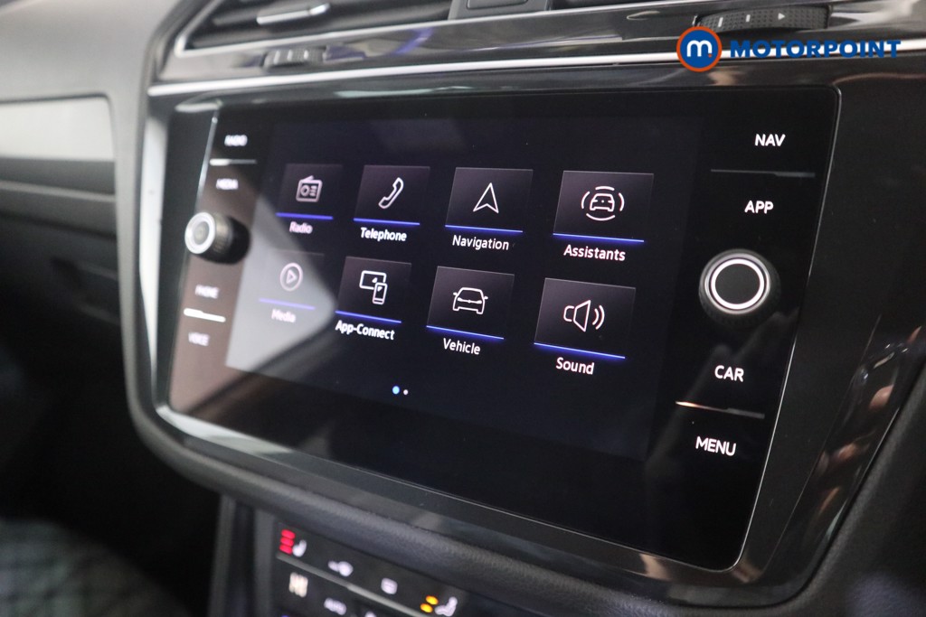 Volkswagen Tiguan R-Line Automatic Petrol SUV - Stock Number (1599539) - 7th supplementary image
