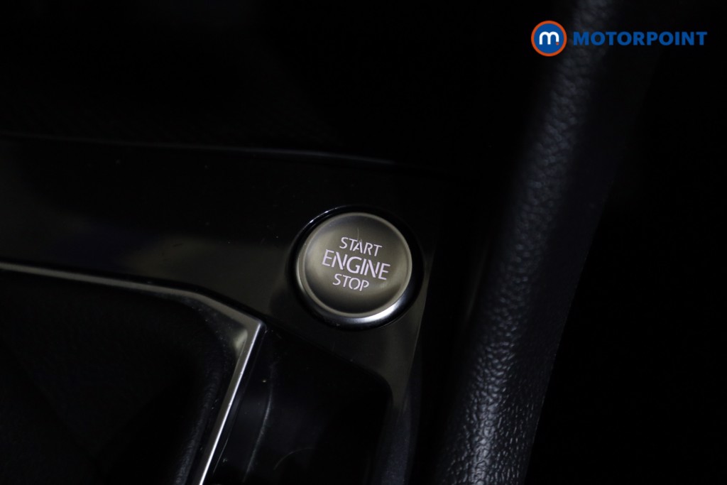 Volkswagen Tiguan R-Line Automatic Petrol SUV - Stock Number (1599539) - 10th supplementary image