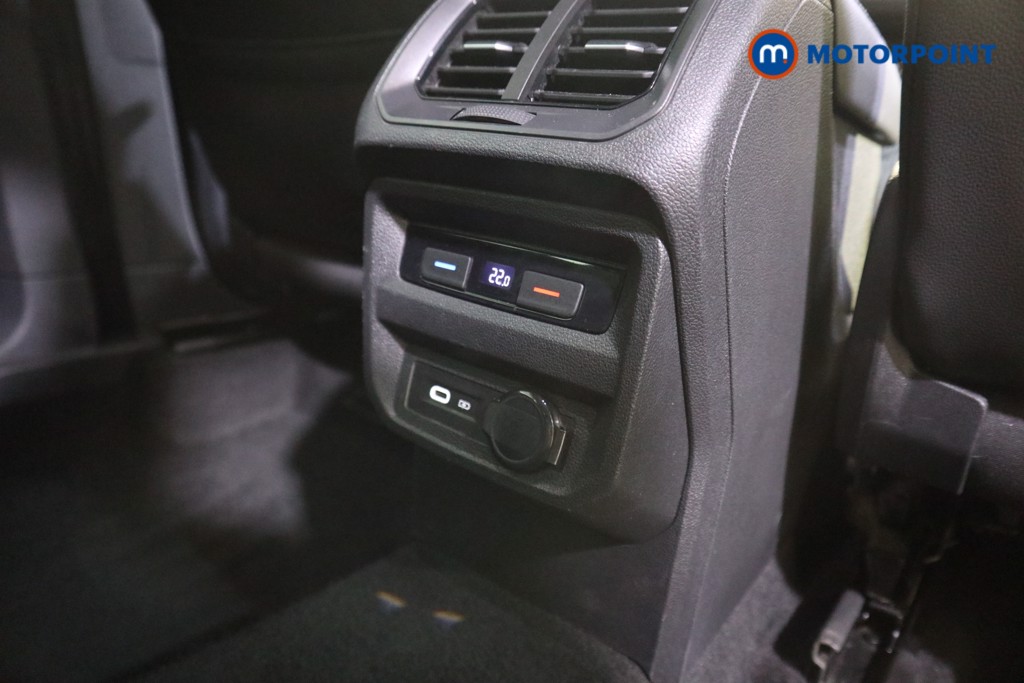 Volkswagen Tiguan R-Line Automatic Petrol SUV - Stock Number (1599539) - 20th supplementary image