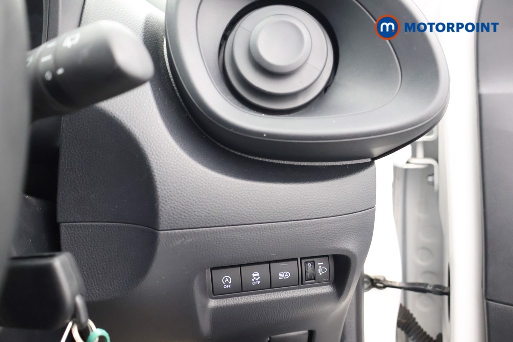Toyota Aygo X Pure Manual Petrol Hatchback - Stock Number (1599556) - 7th supplementary image