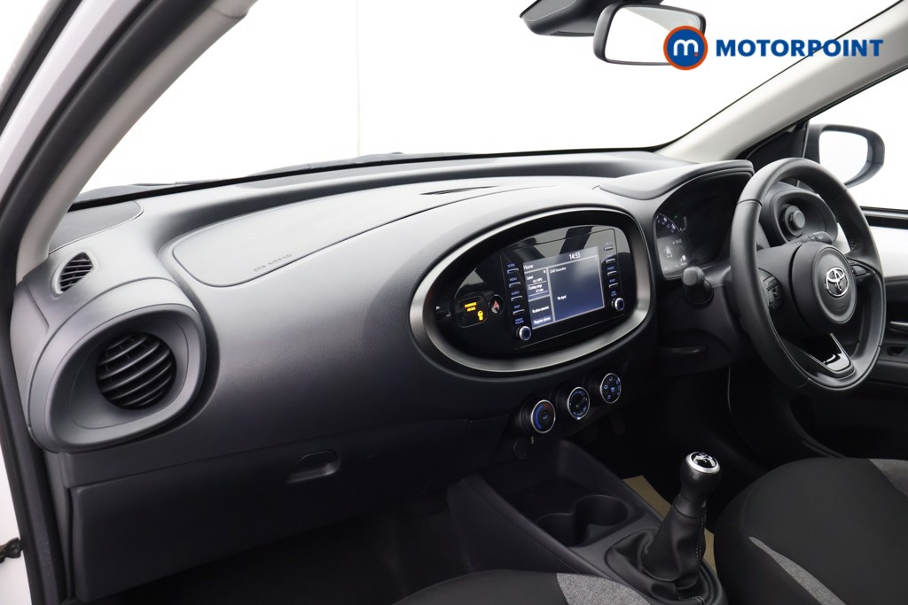 Toyota Aygo X Pure Manual Petrol Hatchback - Stock Number (1599556) - 18th supplementary image
