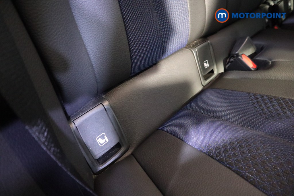 BMW 2 Series M Sport Manual Petrol Saloon - Stock Number (1599662) - 17th supplementary image