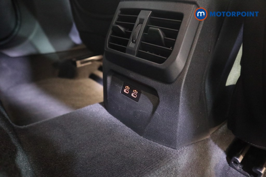 BMW 2 Series M Sport Manual Petrol Saloon - Stock Number (1599662) - 18th supplementary image