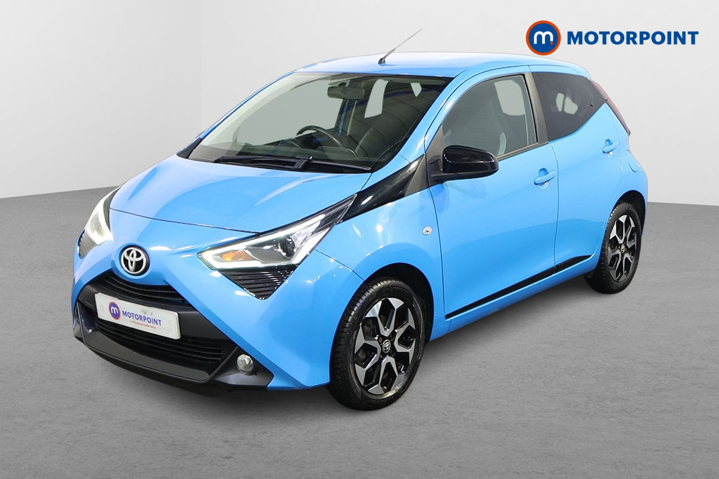 Toyota Aygo X-Trend Manual Petrol Hatchback - Stock Number (1600001) - Passenger side front corner