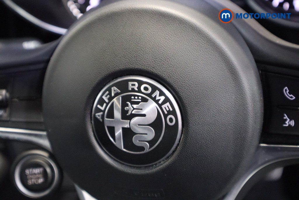 Alfa Romeo Giulia Veloce Automatic Petrol Saloon - Stock Number (1600204) - 14th supplementary image