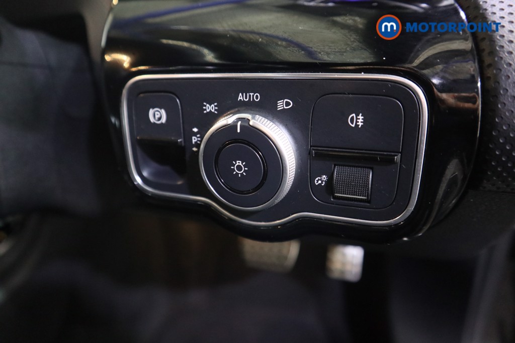 Mercedes-Benz A Class Amg Line Executive Edition Automatic Petrol Plug-In Hybrid Hatchback - Stock Number (1600399) - 10th supplementary image