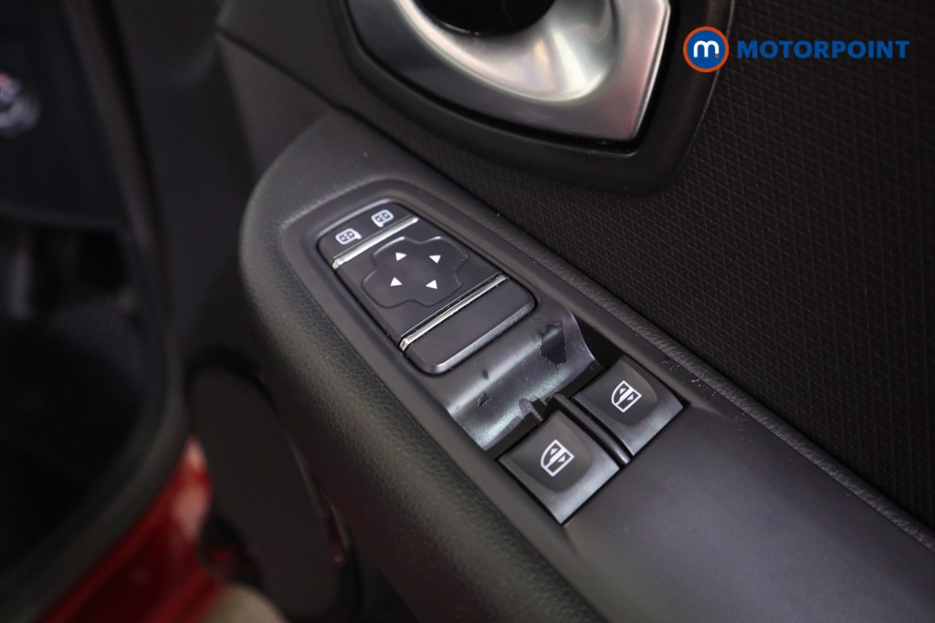 Renault Clio Iconic Manual Petrol Hatchback - Stock Number (1600940) - 10th supplementary image