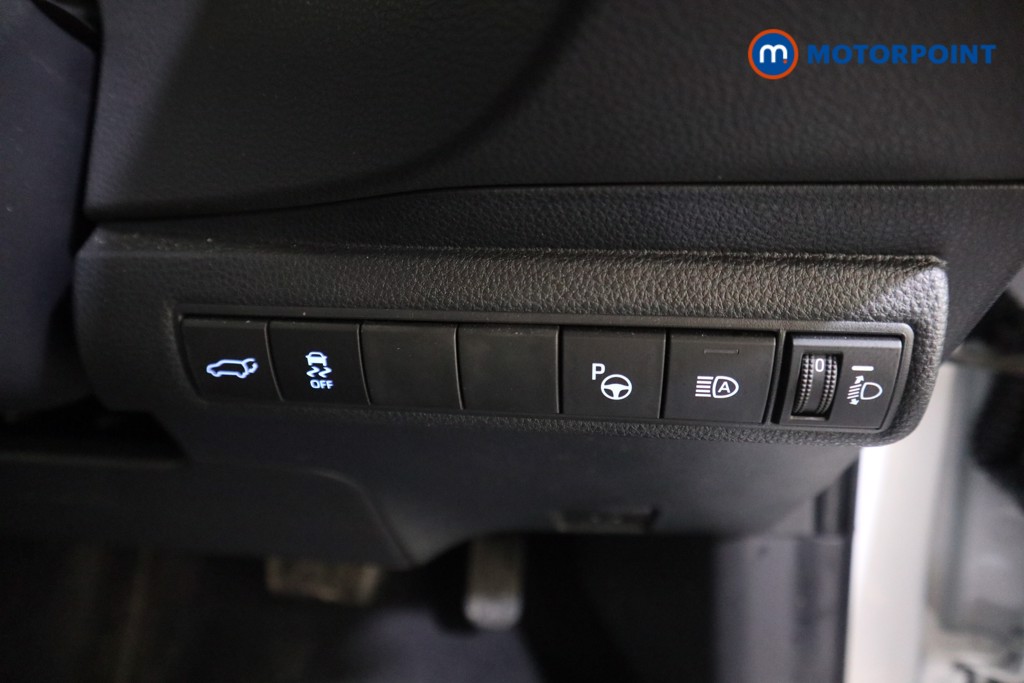 Toyota Corolla Excel Automatic Petrol-Electric Hybrid Estate - Stock Number (1600995) - 9th supplementary image