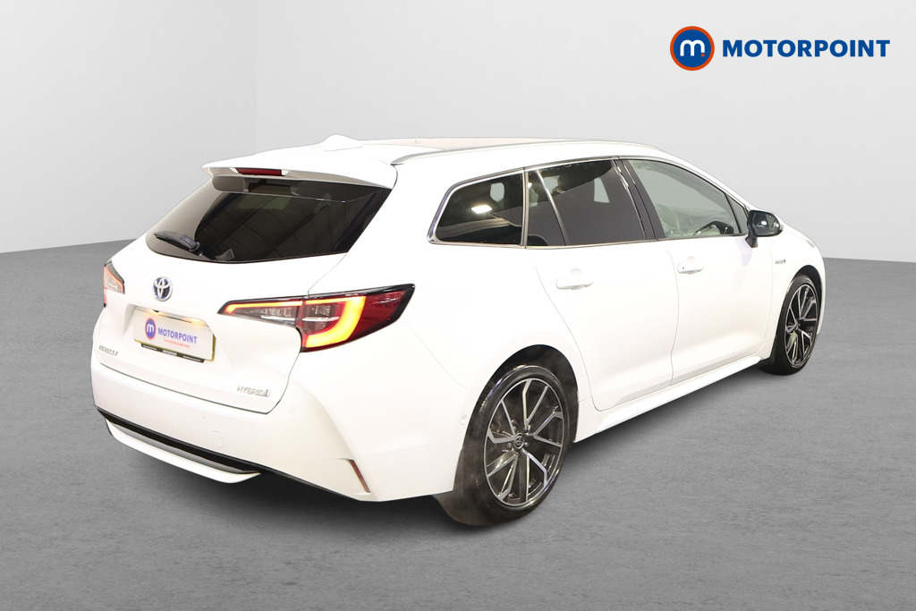 Toyota Corolla Excel Automatic Petrol-Electric Hybrid Estate - Stock Number (1600995) - Drivers side rear corner