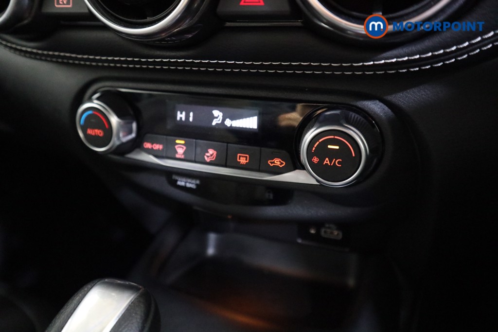 Nissan Juke N-Connecta Automatic Petrol-Electric Hybrid SUV - Stock Number (1601306) - 7th supplementary image