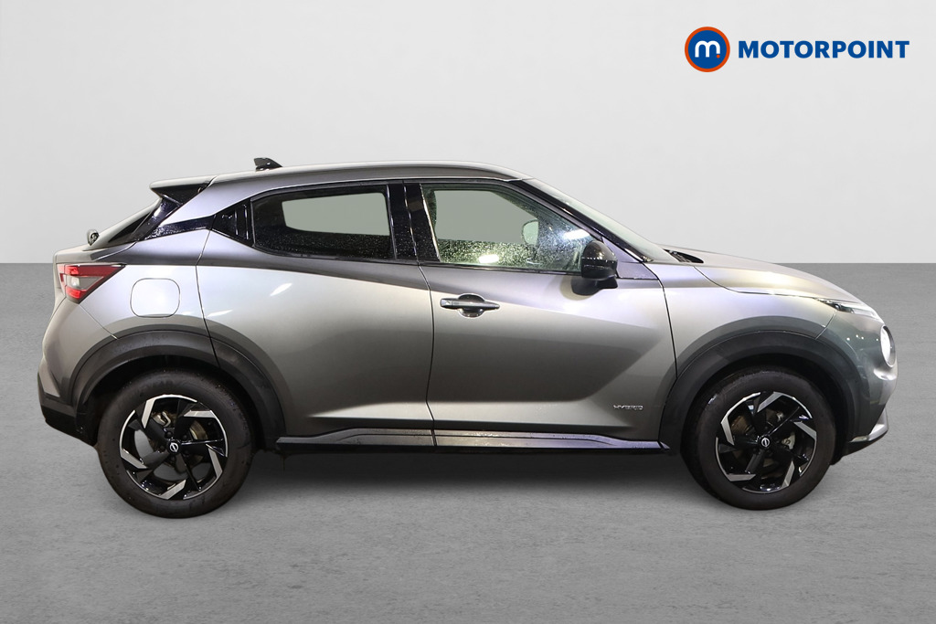 Nissan Juke N-Connecta Automatic Petrol-Electric Hybrid SUV - Stock Number (1601306) - Drivers side