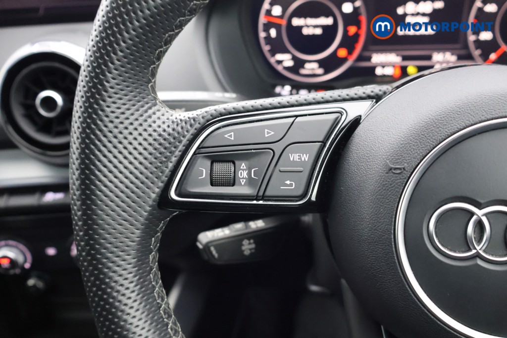 Audi Q2 Black Edition Manual Petrol SUV - Stock Number (1601317) - 2nd supplementary image