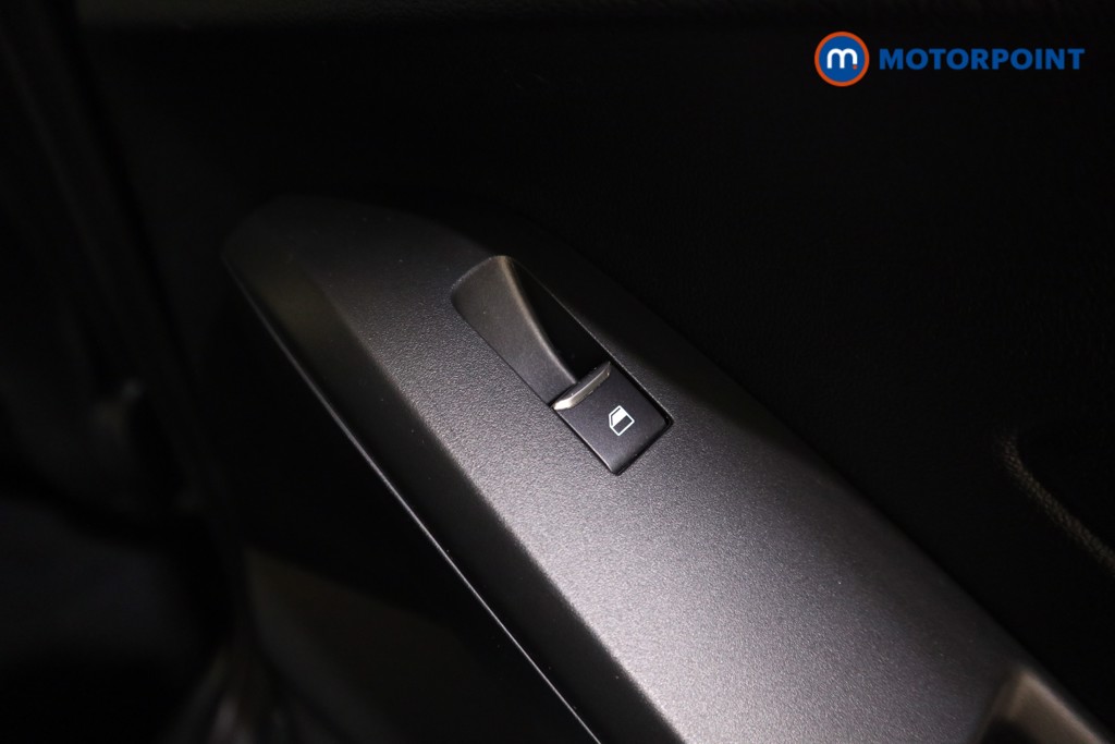 Ford Focus St-Line X Automatic Diesel Hatchback - Stock Number (1601531) - 19th supplementary image