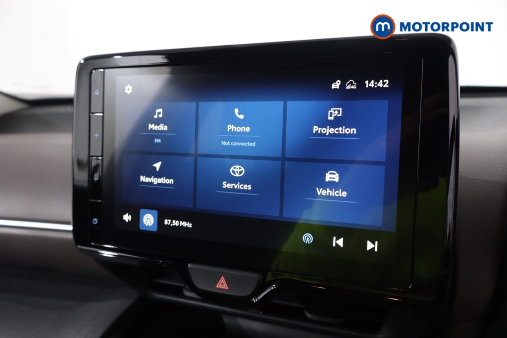 Toyota Yaris Cross Excel Automatic Petrol-Electric Hybrid Estate - Stock Number (1601751) - 13th supplementary image