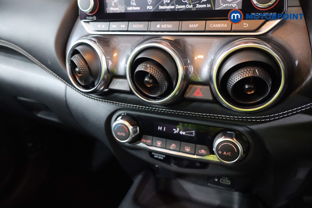 Nissan Juke N-Connecta Manual Petrol SUV - Stock Number (1602152) - 14th supplementary image