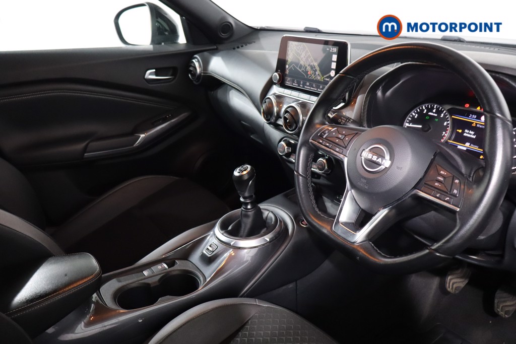 Nissan Juke N-Connecta Manual Petrol SUV - Stock Number (1602152) - 24th supplementary image