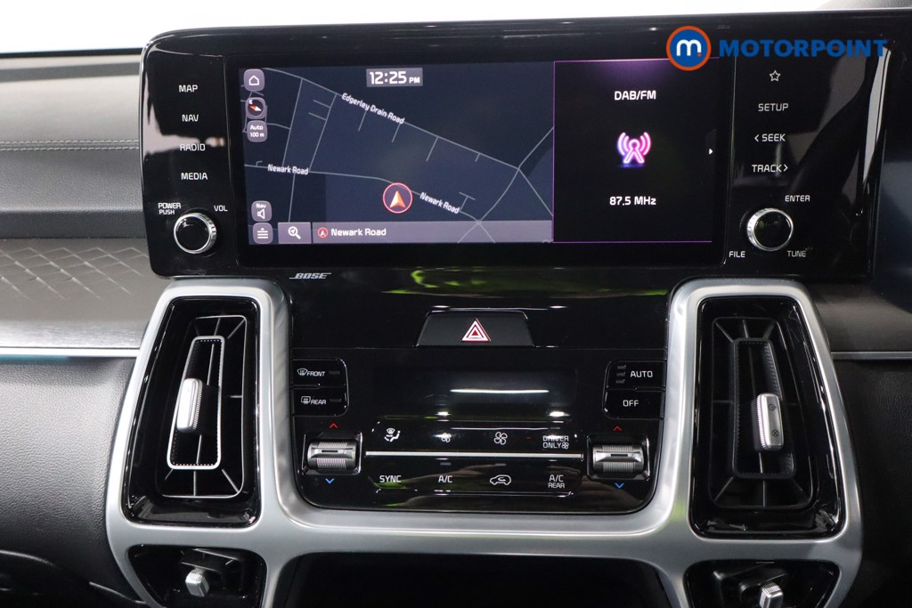 KIA Sorento 4 Automatic Petrol-Electric Hybrid SUV - Stock Number (1602166) - 2nd supplementary image