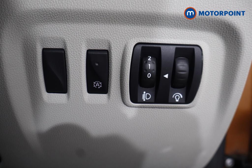 Renault Captur Gt Line Manual Petrol SUV - Stock Number (1602177) - 10th supplementary image