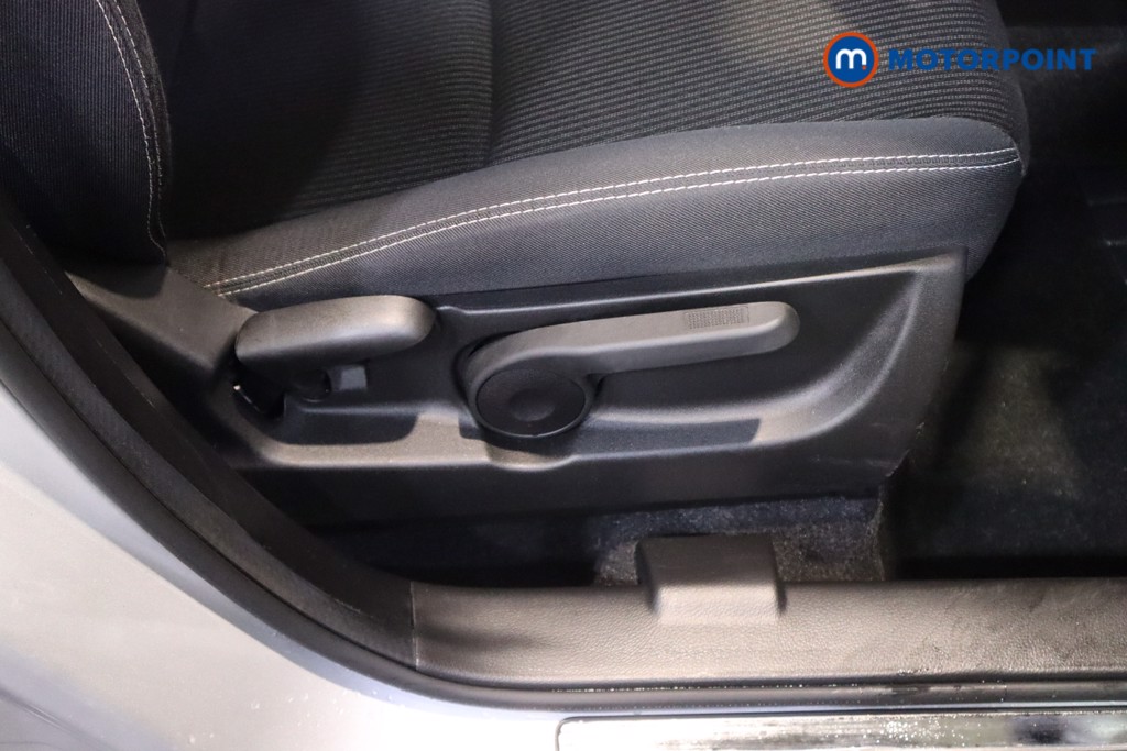 Suzuki Sx4 S-Cross Sz-T Manual Petrol SUV - Stock Number (1602804) - 16th supplementary image