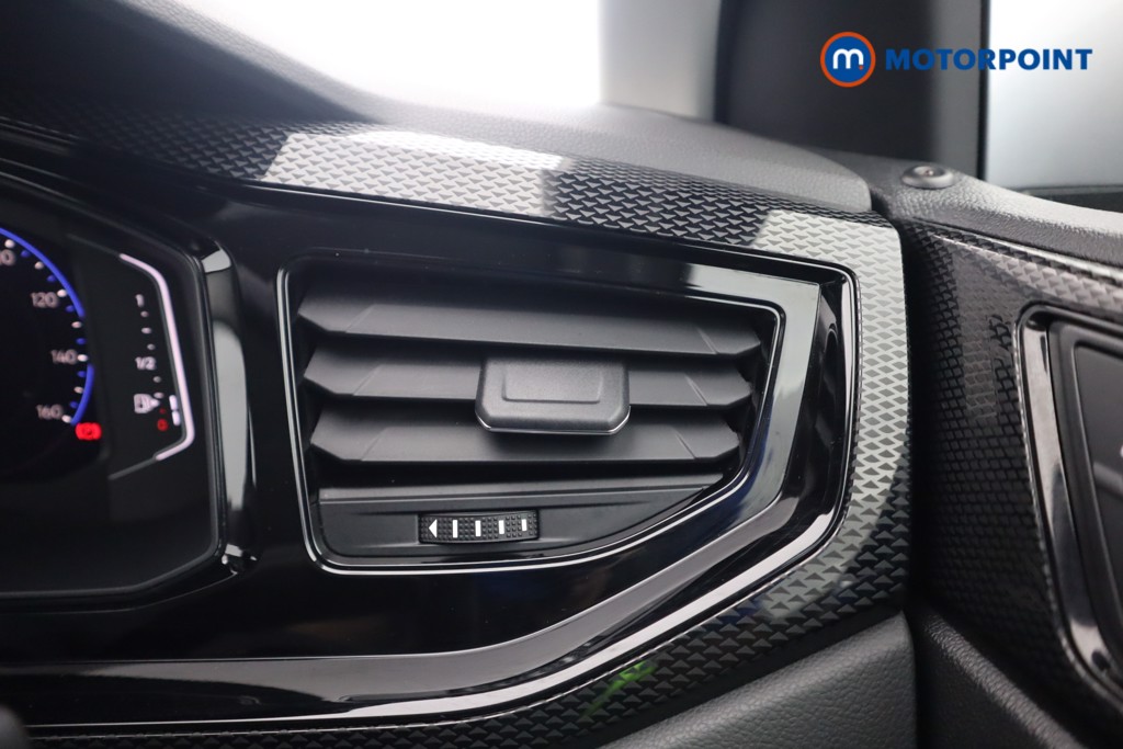 Volkswagen Polo Life Automatic Petrol Hatchback - Stock Number (1602826) - 9th supplementary image