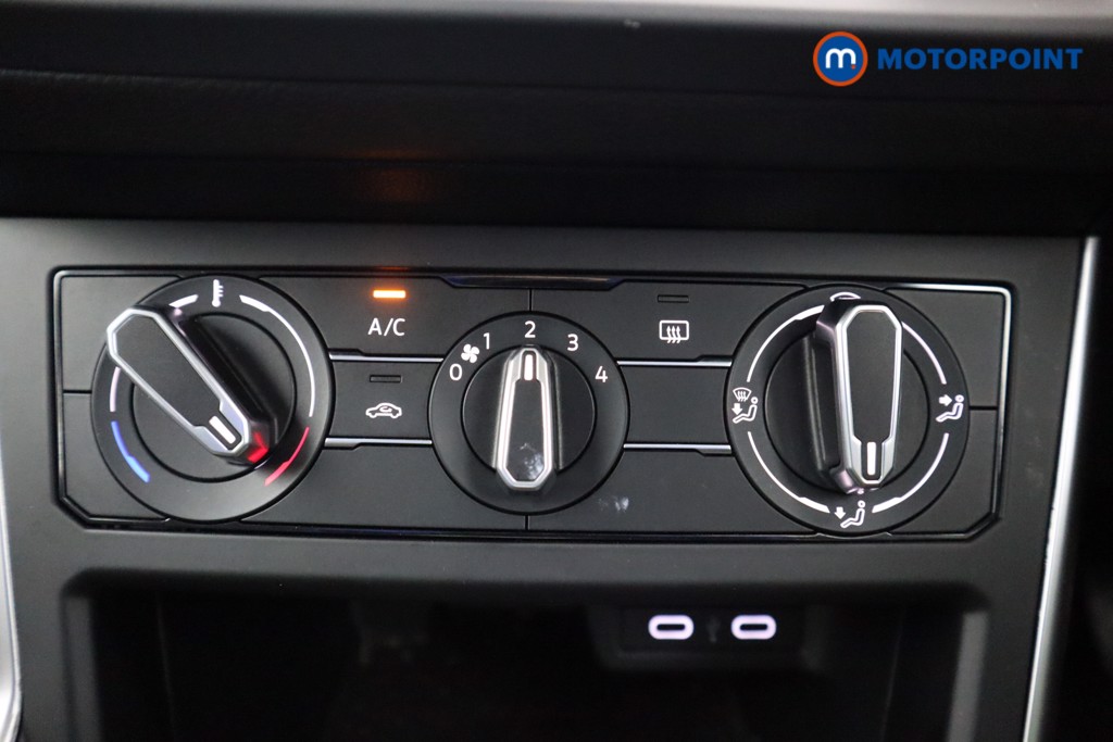 Volkswagen Polo Life Automatic Petrol Hatchback - Stock Number (1602826) - 14th supplementary image